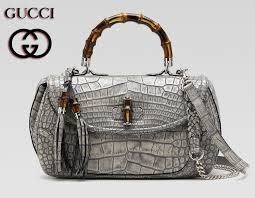 gucci herrenschuhe oder prada|difference between Gucci and Prada.